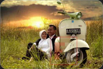 Lihat Prewedding Outdoor  untuk Mobile