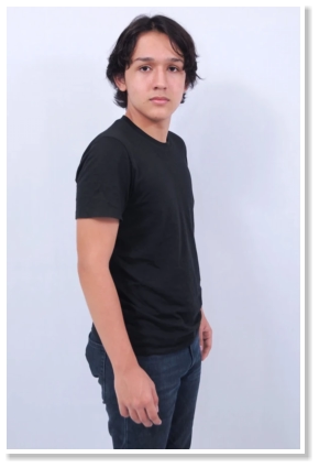 Foto casting tiga pose remaja di studio Ranafis