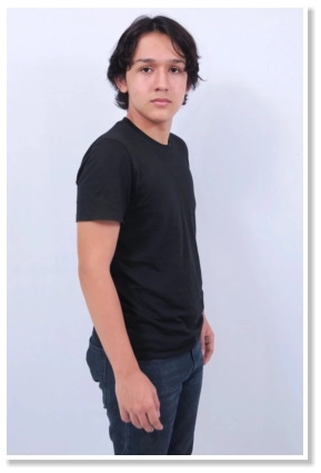 Foto casting tiga pose remaja di studio Ranafis