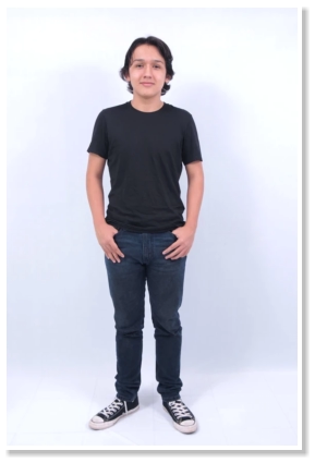 Foto casting close-up wajah dengan ekspresi netral untuk audisi